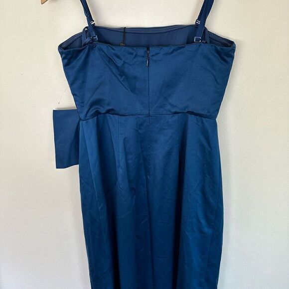 BCBGMaxazria Women’s Strapless Blue Ink Pleated Bow Maxi Occasion Gown - Picture 11 of 15